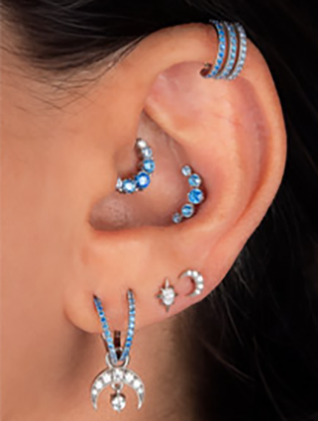 LABRET AVEC ARC EN CRISTAUX BLEUS