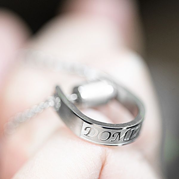 COLLIER FER À CHEVAL