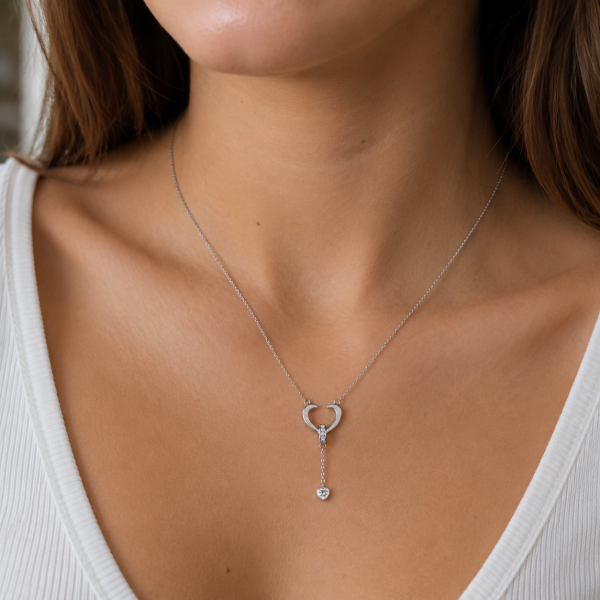 COLLAR CON CORAZÓN ABIERTO