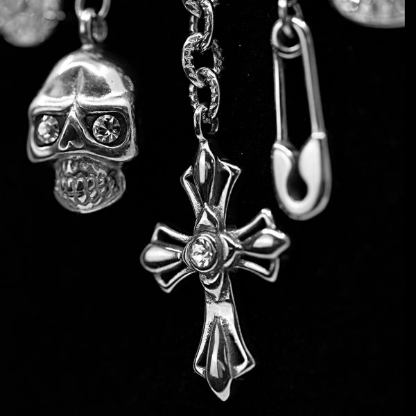 COLLANA CON CINQUE CIONDOLI