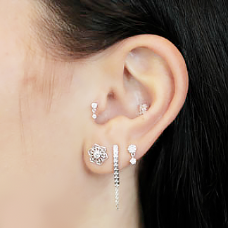 LABRET AVEC CRISTAL PENDANT