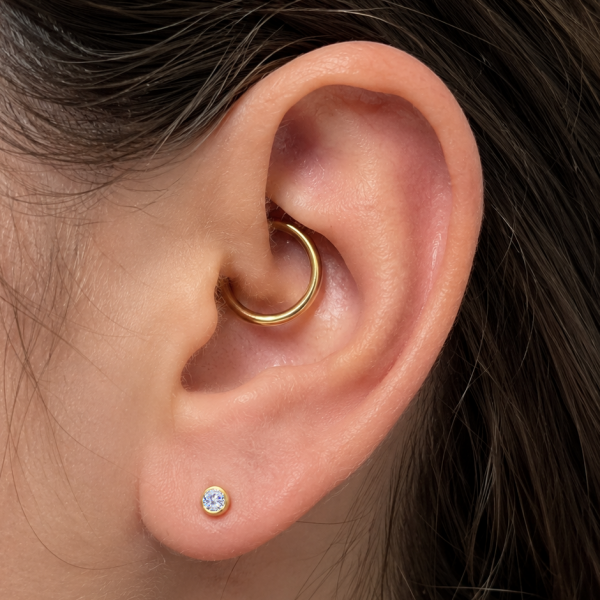 PIERCING LABRET AVEC DIAMOND LAB