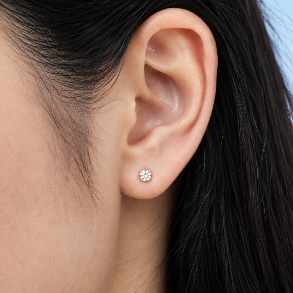 PIERCING LABRET EN OR MASSIF ET CRISTAL