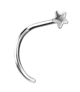 PIERCING AL NASO CON STELLA