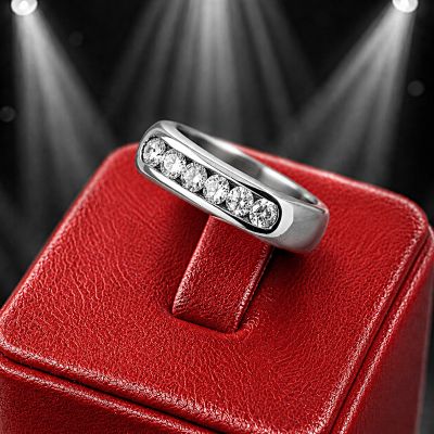 ANILLO DE PLATA CON SEIS CRISTALES