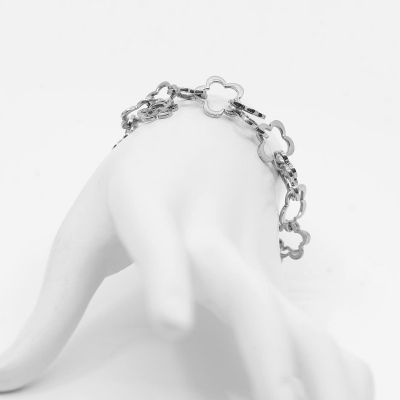 PULSERA CON FLORECITAS