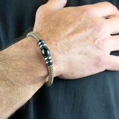 BRACELET AVEC FERMETURE MAGNÉTIQUE