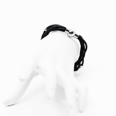 PULSERA CON HILOS Y ESFERAS