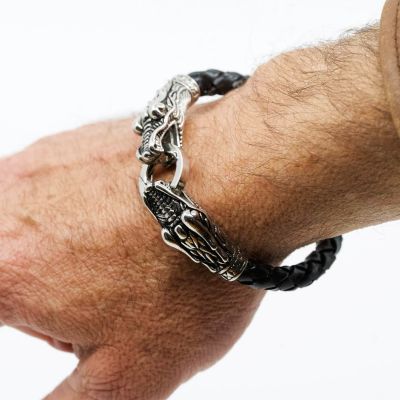 ARMBAND MIT DRACHEN