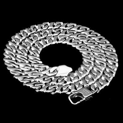 COLLIER À MAILLONS DE CHAÎNE