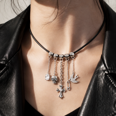 NECKLACE WITH FIVE CHARMS