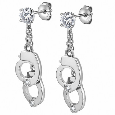 BOUCLES D'OREILLES EN ACIER