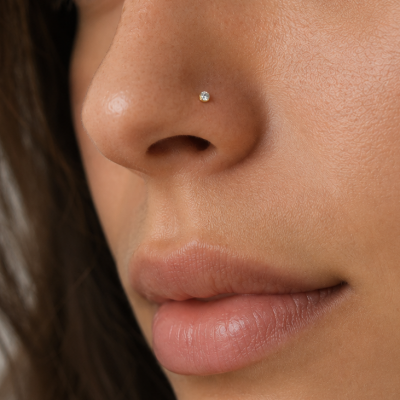 SOLID GOLD NOSE PIERCING WITH LAB-GROWN DIAMOND
