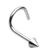 PIERCING AL NASO CON PUNTA
