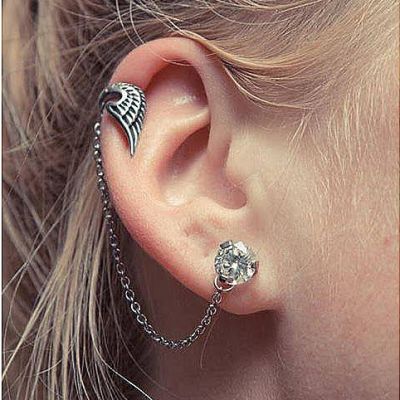 PIERCING HELIX CON ALA E CRISTALLO