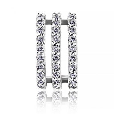 BIJOU CLICKER AVEC TROIS RANGÉES DE CRISTAUX