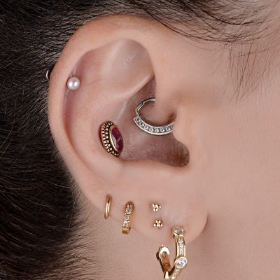 LABRET AVEC FILETAGE INTÉRIEUR ET PERLE D’EAU DOUCE